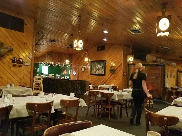 Forest Lake Restaurant & Lounge