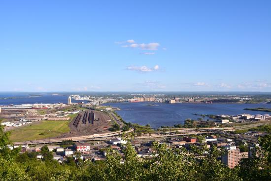 Skyline Parkway