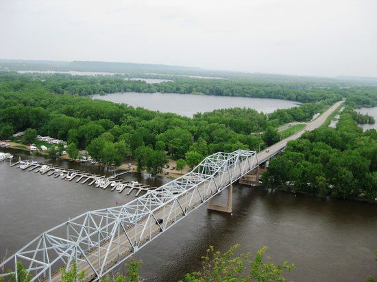 Barn Bluff