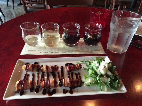 Riverview Cafe